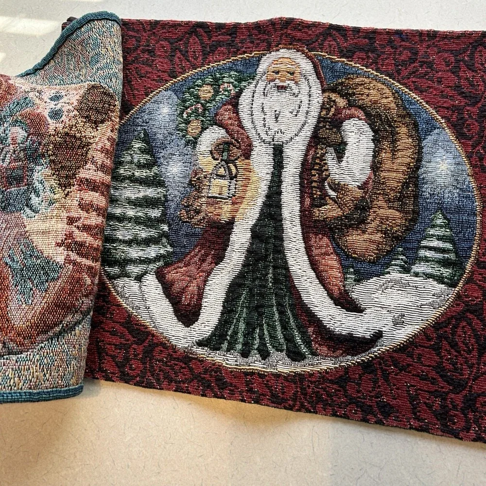Santa Claus 2 Placemat Set. Vintage‎ 17 x 12. Christmas/holiday. Winter scene.